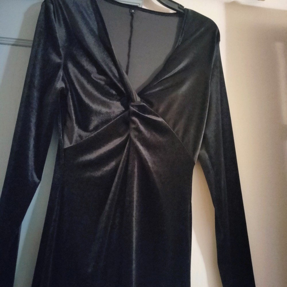 Elegant Black Velvet Dress